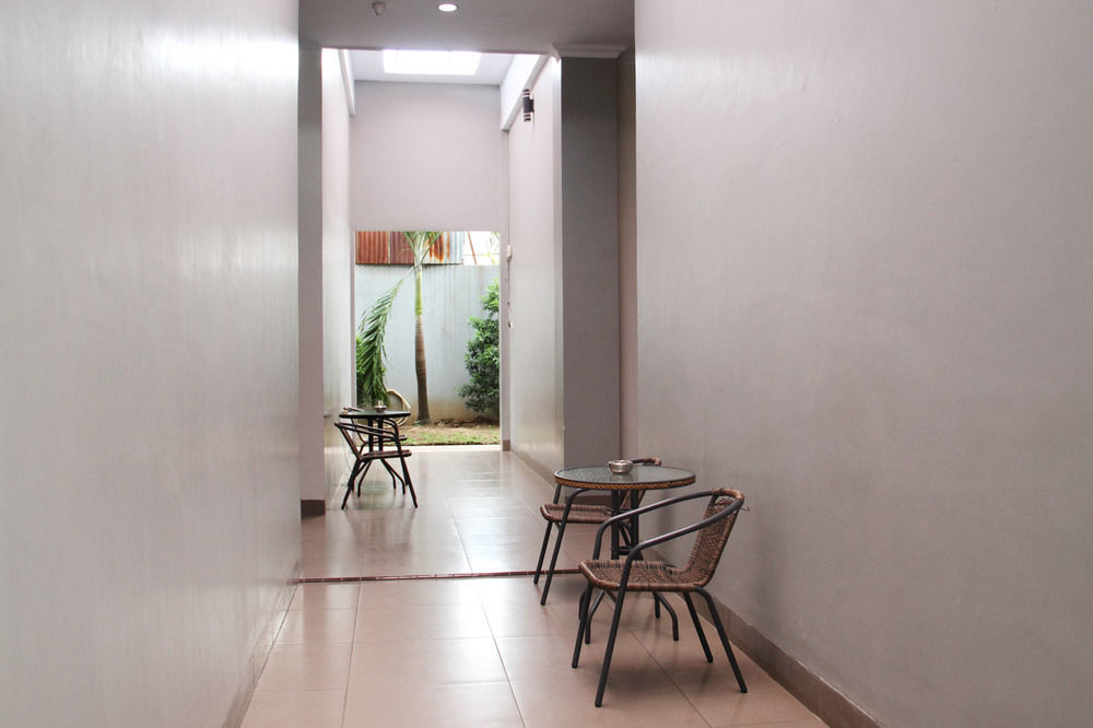 Airy Ujung Pandang Maricaya Lembu 9 Makassar Hotel Buitenkant foto